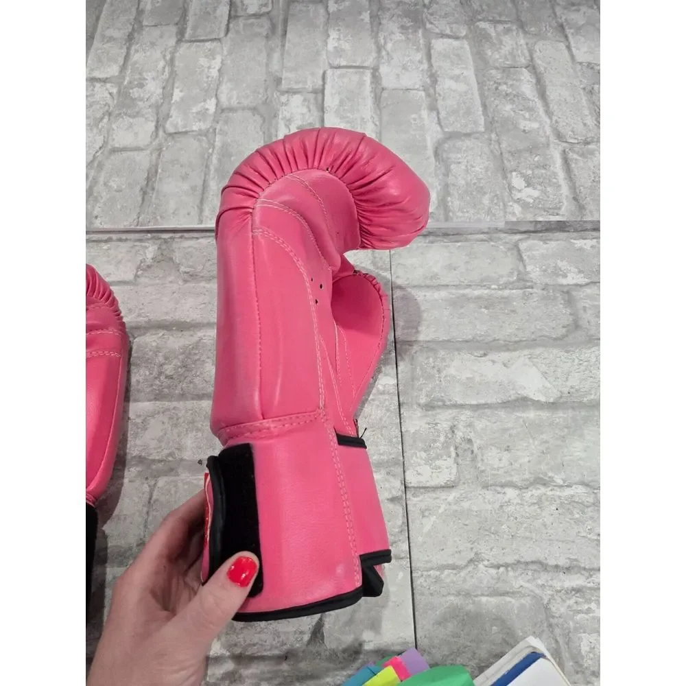 TITLE Club Boxing Pink Black‎ Leather Boxing MMA Gloves Excellent Clean
